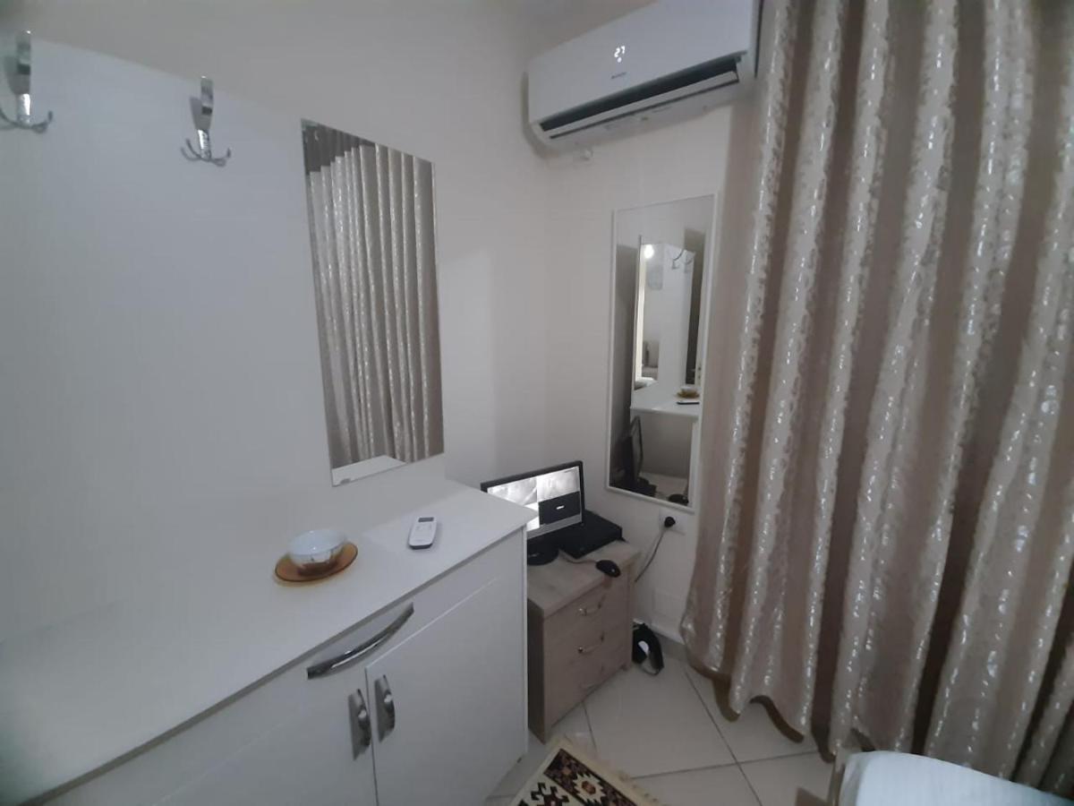 Guest House Taverna Laberia 2 Gjirokaster Luaran gambar