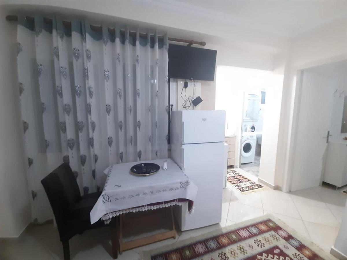Guest House Taverna Laberia 2 Gjirokaster Luaran gambar