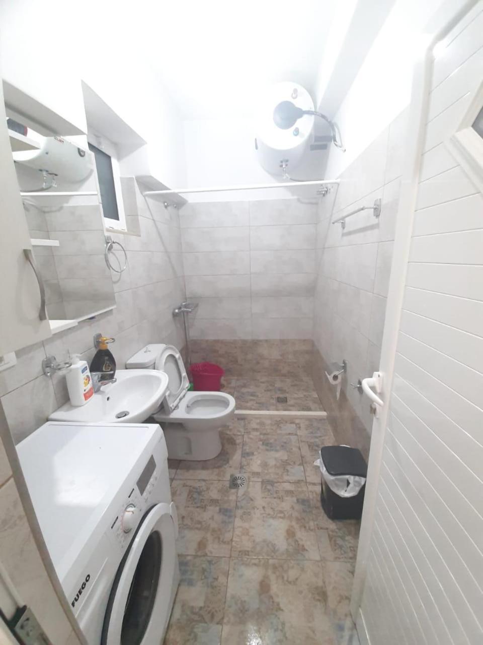 Guest House Taverna Laberia 2 Gjirokaster Luaran gambar